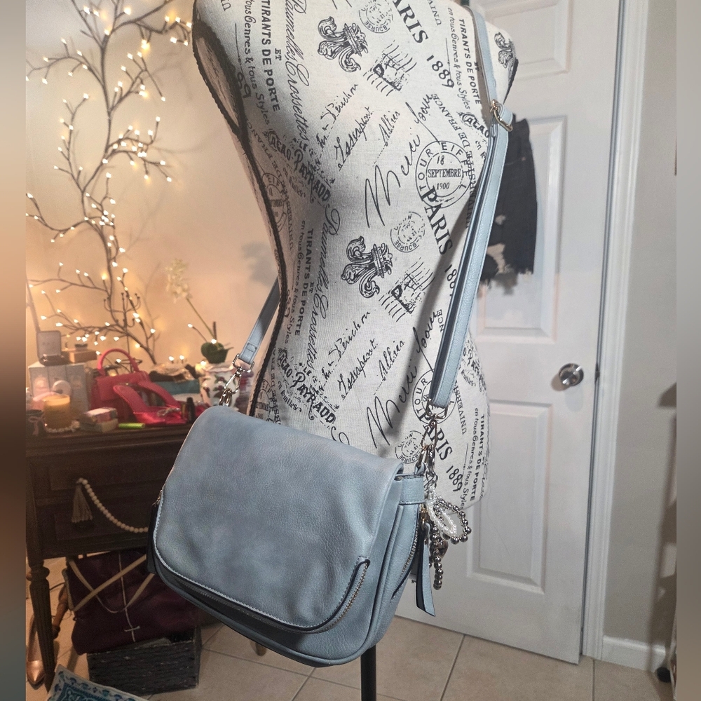 Zippered Light Blue Crossbody Bag